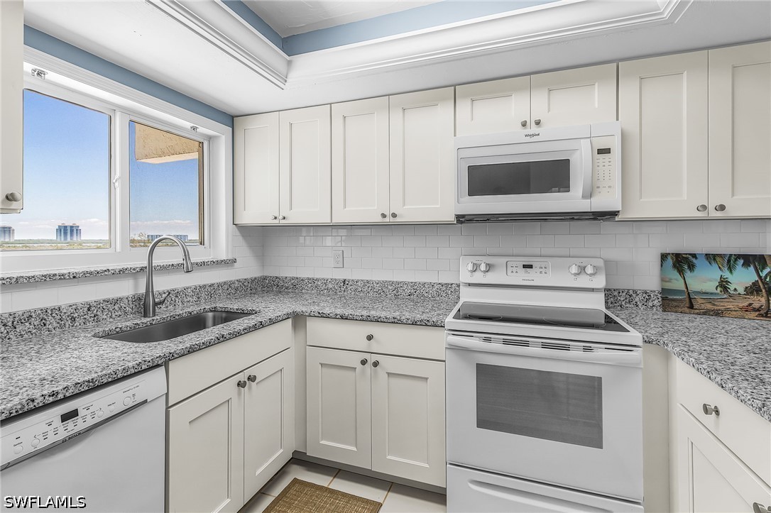 2 Bed Waterfront Home for Sale in Windsong, FL, $635,000 — photo 11