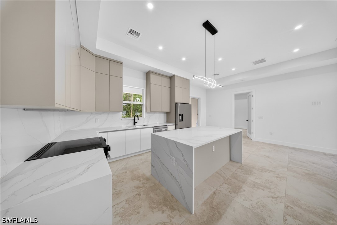 4 Bed SingleFamilyResidence for Sale in Naples, photo 11