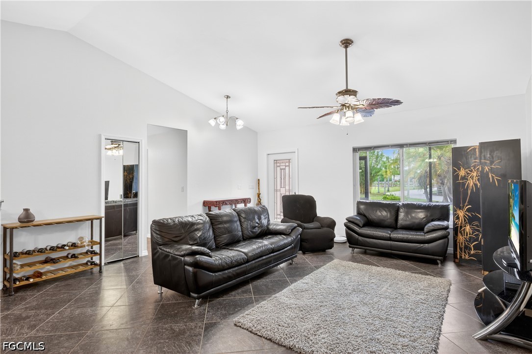 3 Bed Pool Home for Sale in Fort Myers, photo 11