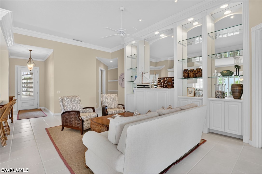 3 Bed Pool Home for Sale in Island Walk, photo 11