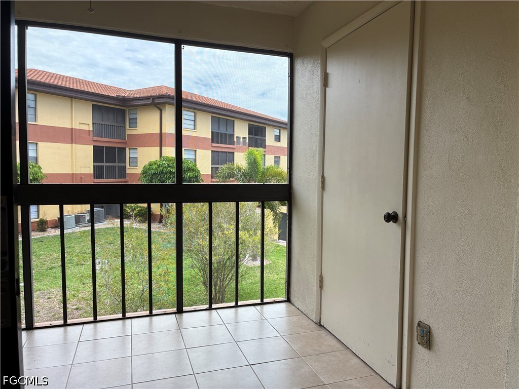 2 Bed Condominium for Sale in Fort Myers, photo 11