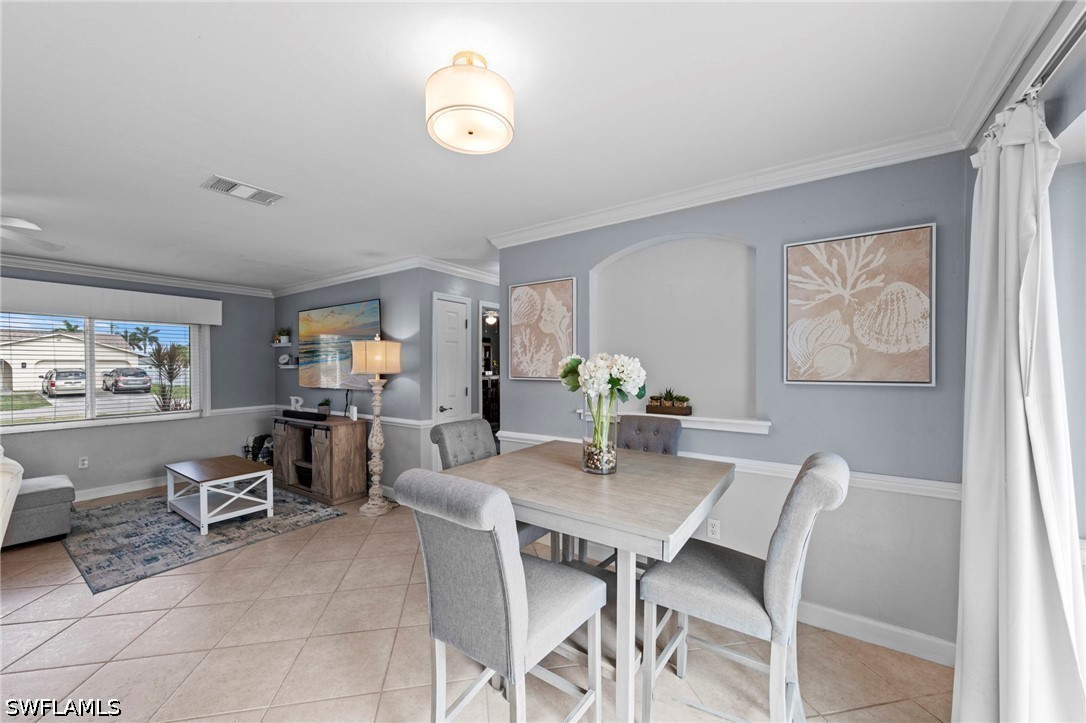 3 Bed Pool Home for Sale in Cape Coral, photo 11