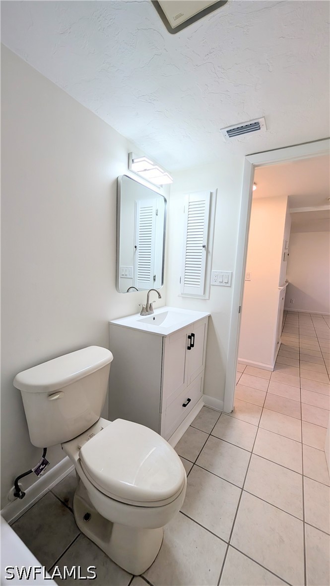 2 Bed Condominium for Sale in Cape Coral, photo 11