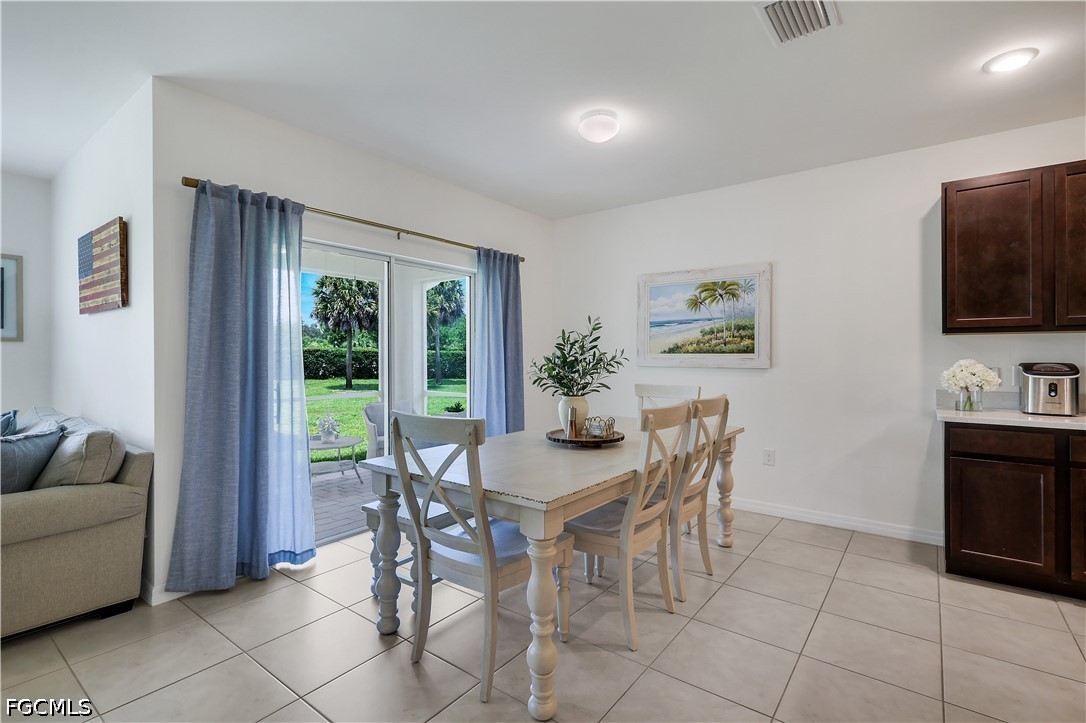 4 Bed SingleFamilyResidence for Sale in Entrada, FL — photo 11