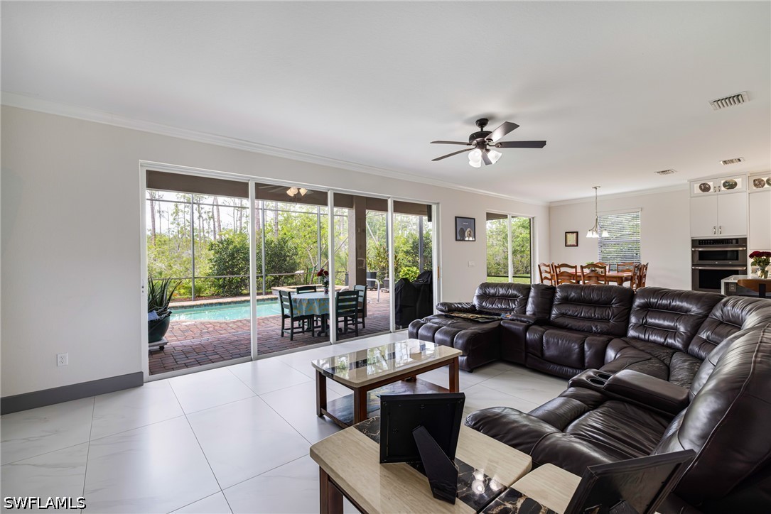 5 Bed Pool Home for Sale in Bella Terra, photo 11