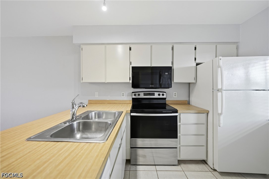 2 Bed Condominium for Sale in Westchester, photo 11