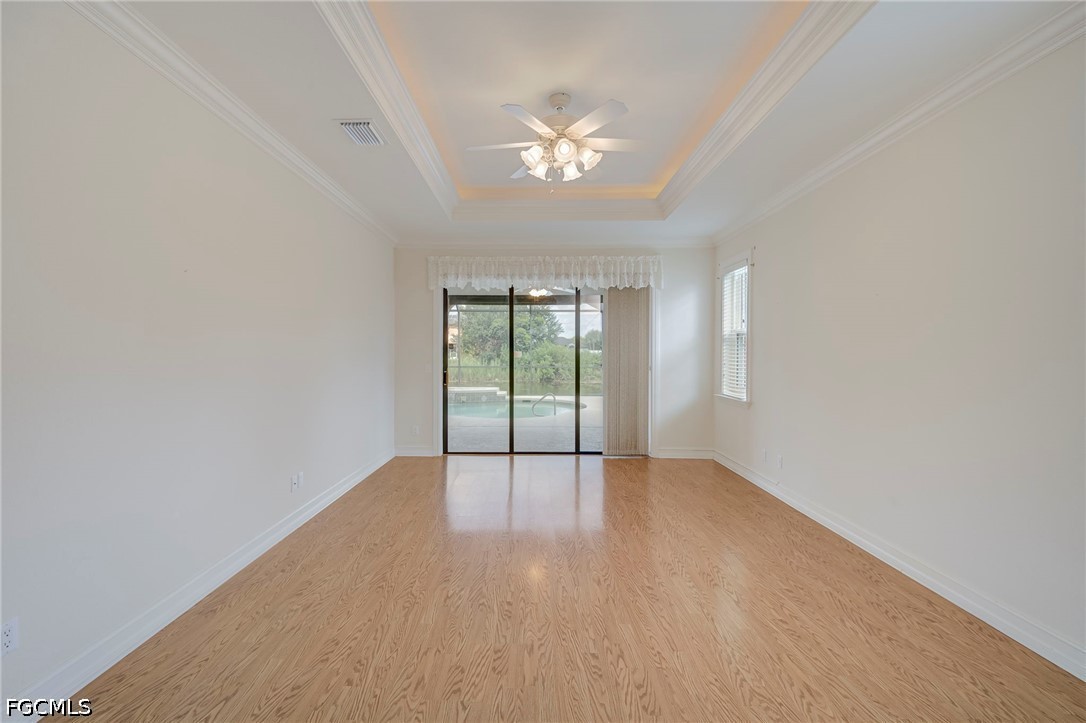 3 Bed Pool Home for Sale in Cape Coral, photo 11