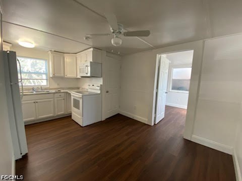 2 Bed SingleFamilyResidence for Sale in Gortons, photo 11