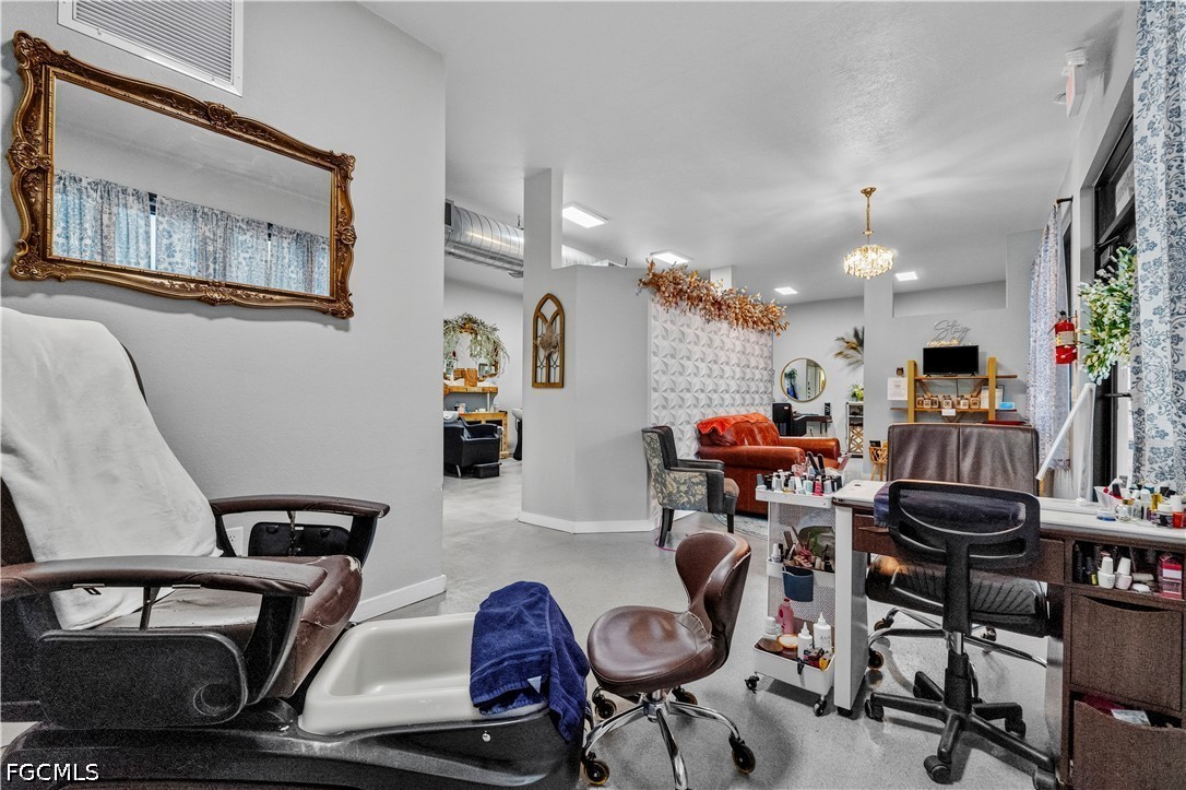 Office for Sale in Clewiston, photo 11
