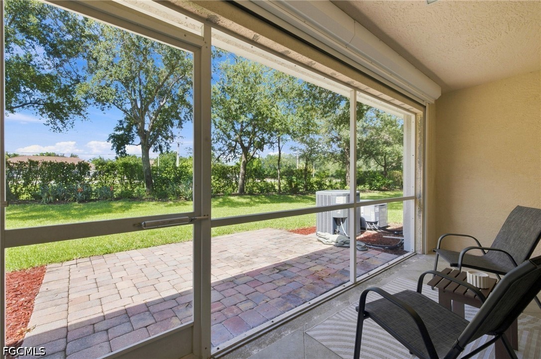 2 Bed Townhouse for Sale in Cypress Landing, photo 11