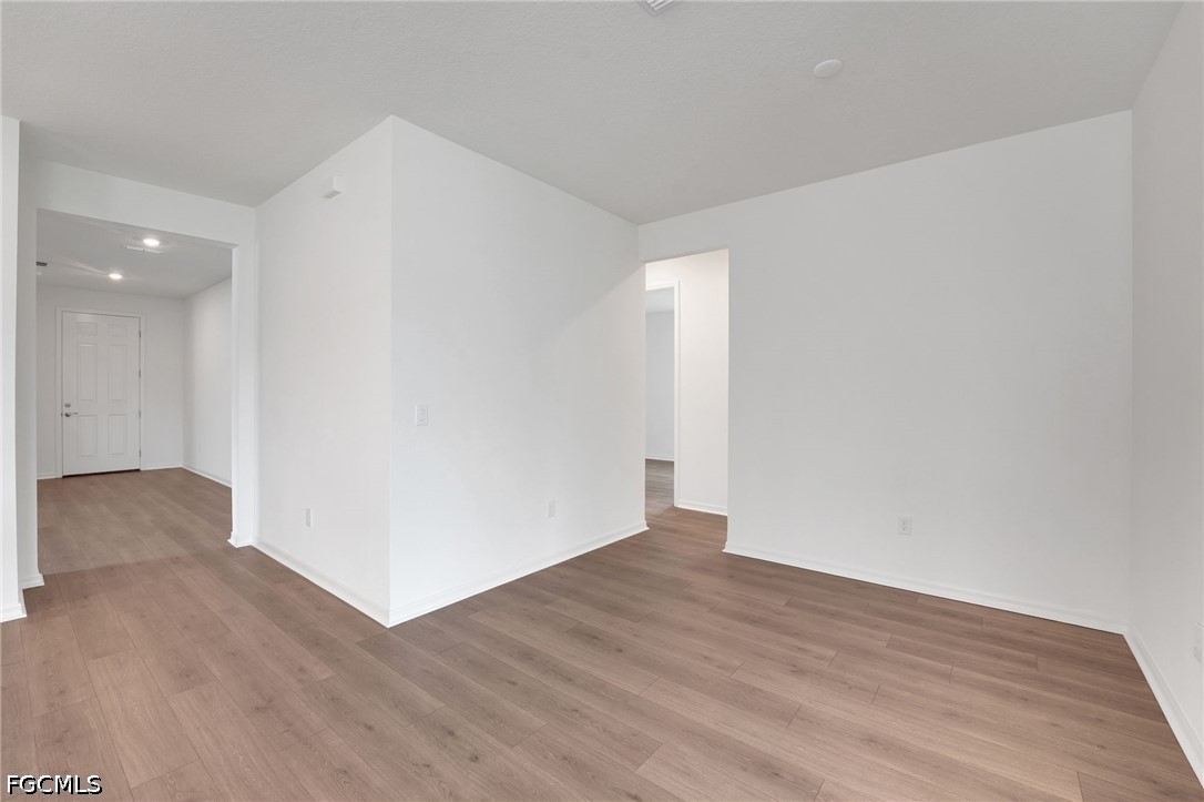 4 Bed SingleFamilyResidence for Sale in Turnleaf, photo 11