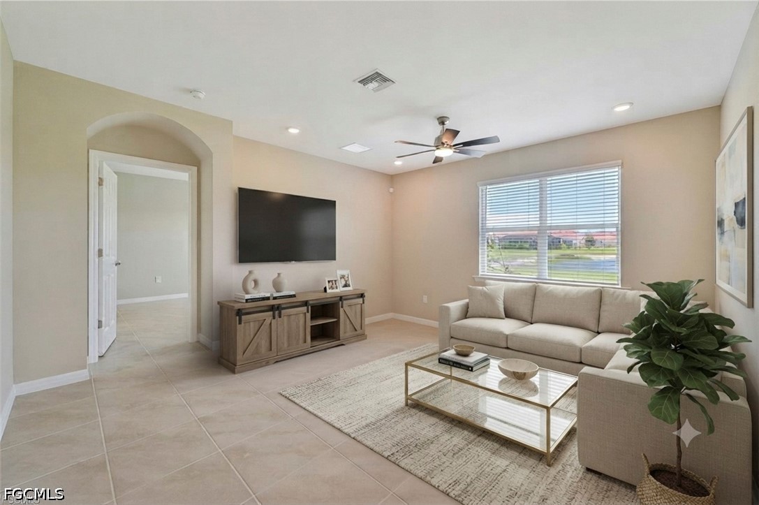 4 Bed Waterfront Home for Sale in Lindsford, photo 11