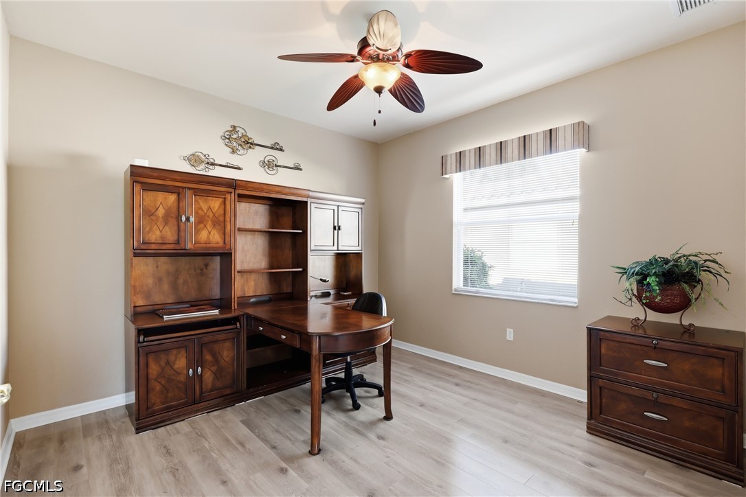 3 Bed Pool Home for Sale in North Fort Myers, photo 11
