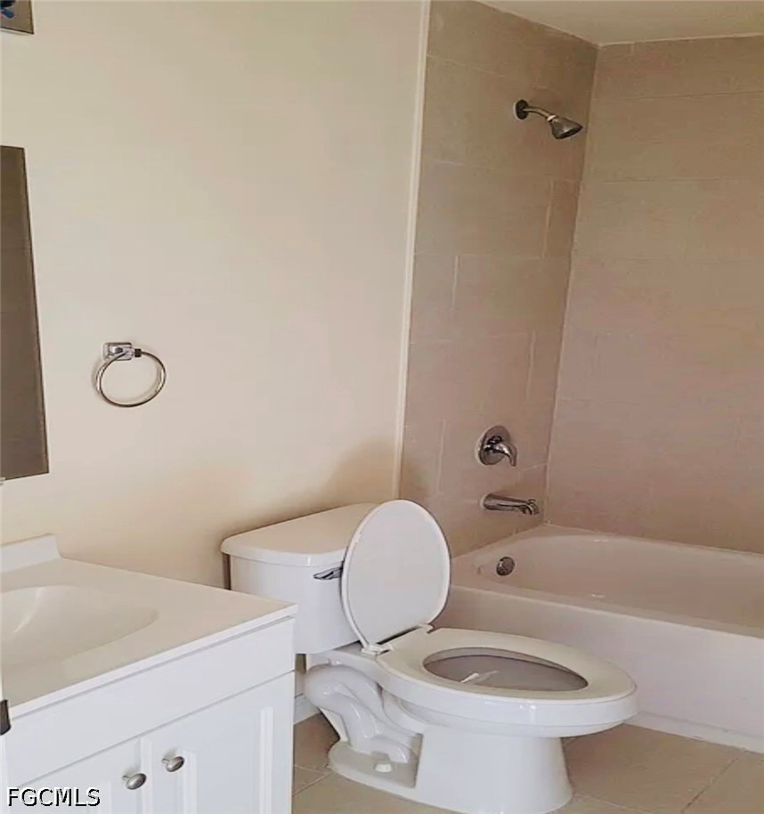 3 Bed Duplex for Sale in Cape Coral, photo 11