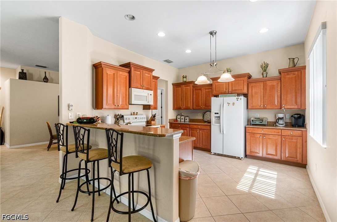2 Bed SingleFamilyResidence for Sale in Stoneybrook, FL — photo 11