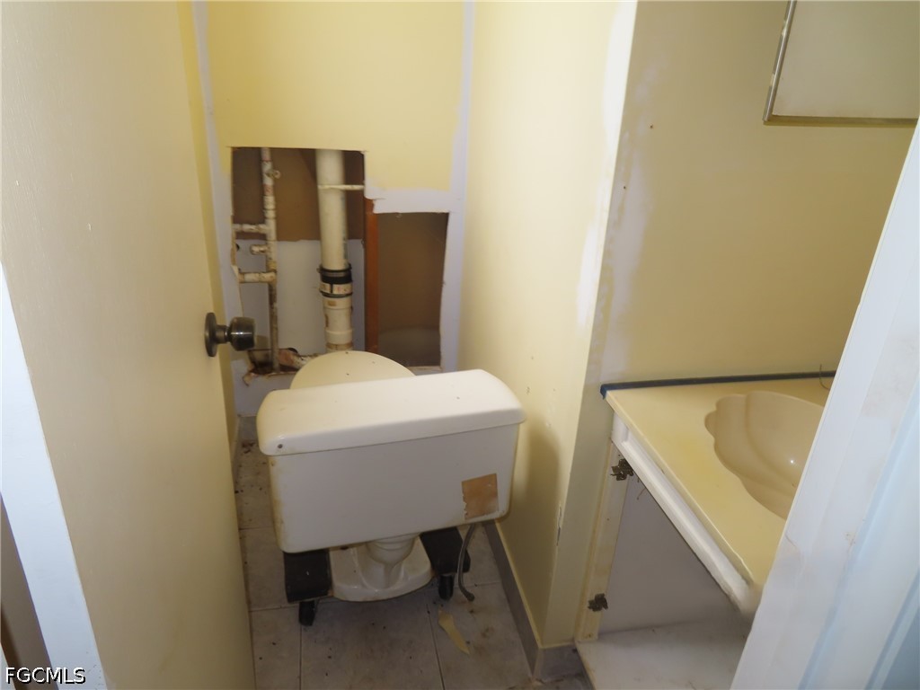 3 Bed SingleFamilyResidence for Sale in Clewiston, FL — photo 11