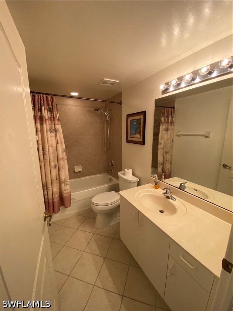 2 Bed Condominium for Sale in Blue Heron, FL, $1,995 — photo 11