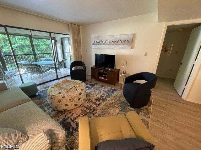 3 Bed Waterfront Home for Sale in Fort Myers, FL, $5,500 — photo 11