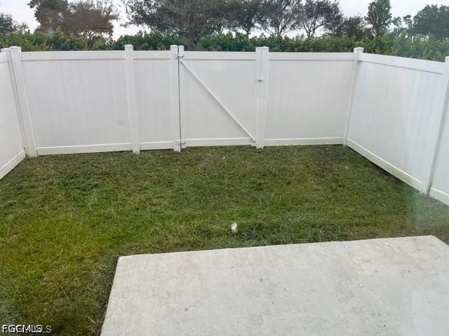 3 Bed Townhouse for Sale in Portico, FL, $1,850 — photo 11