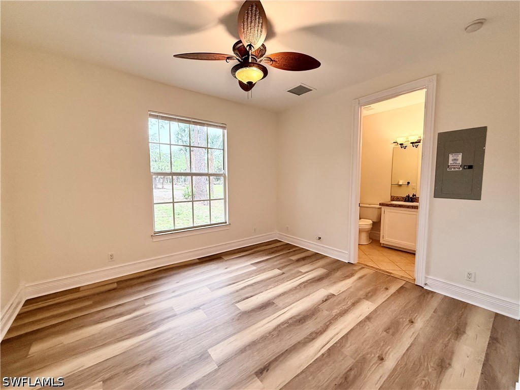 2 Bed SingleFamilyResidence for Sale in Naples, FL, $2,800 — photo 11
