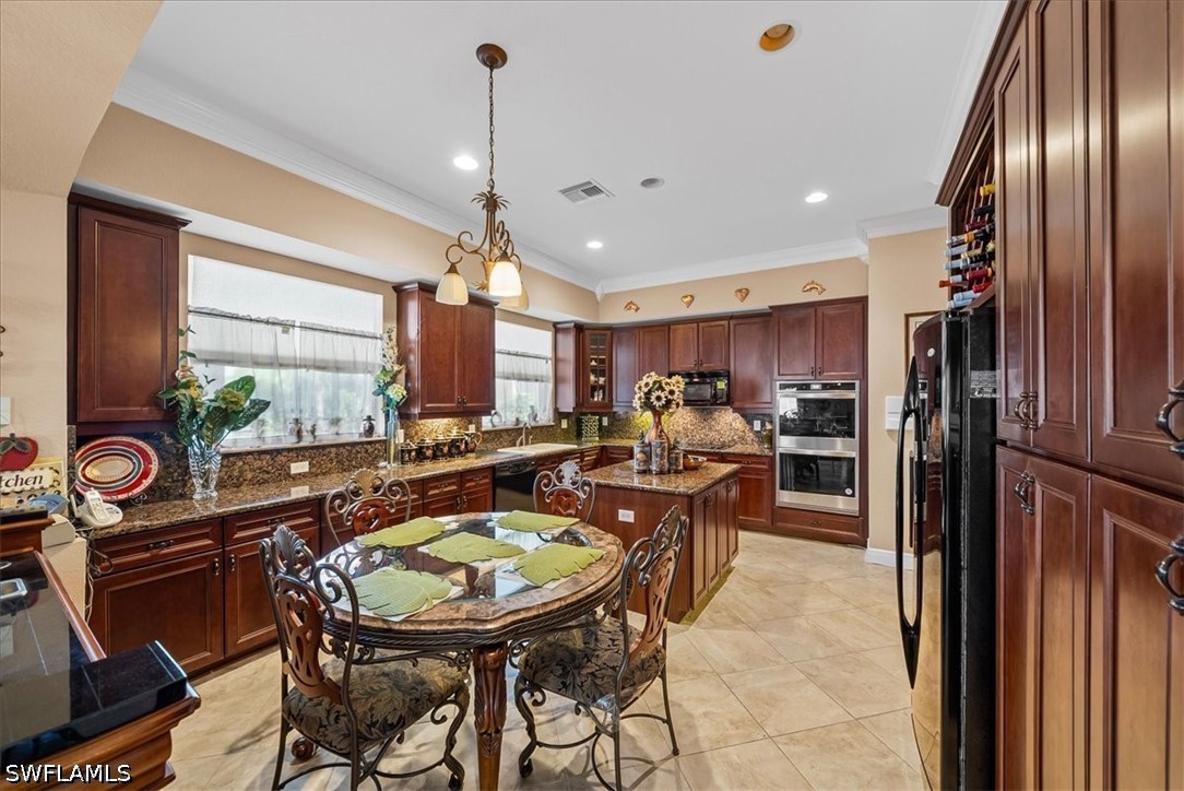 5 Bed Pool Home for Sale in Naples, FL, $950,000 — photo 11