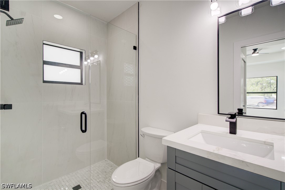 6 Bed Duplex for Sale in Twelfth Street Park, FL, $439,999 — photo 11