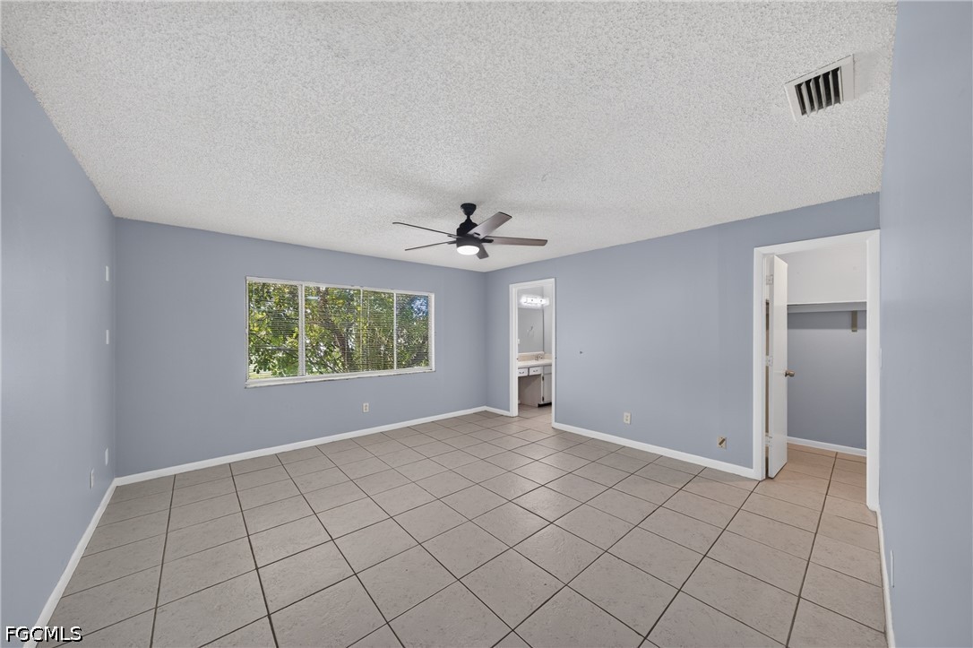2 Bed Waterfront Home for Sale in Cape Coral, photo 11
