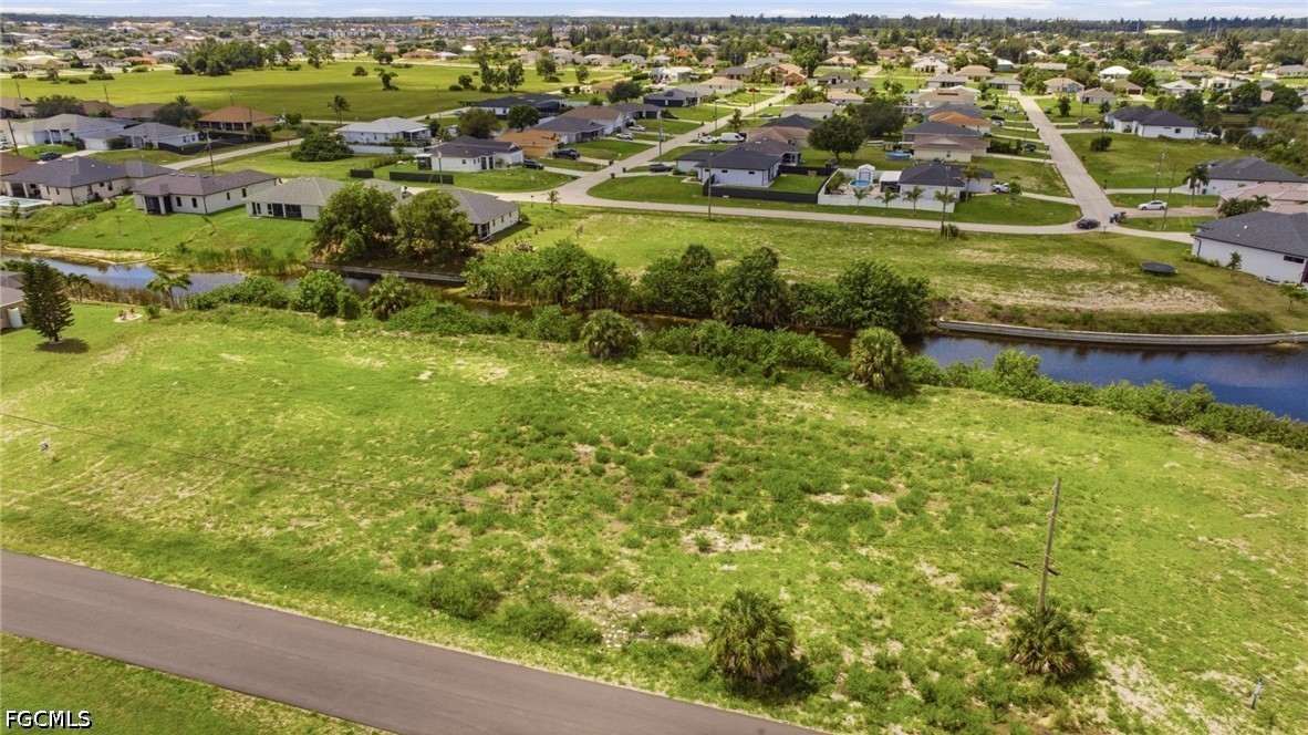 Waterfront Home for Sale in Cape Coral, photo 11