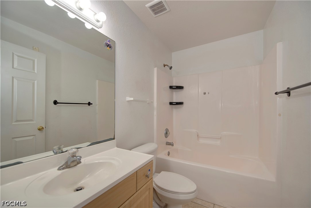 6 Bed Duplex for Sale in Lehigh Acres, FL, $380,000 — photo 11