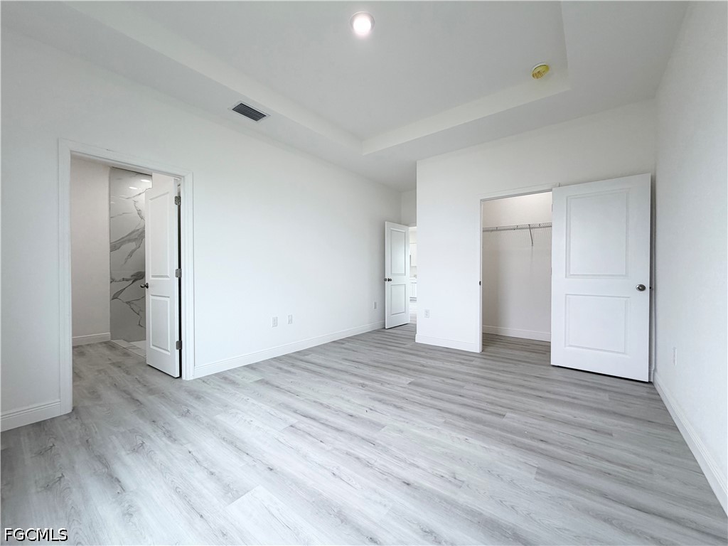 4 Bed SingleFamilyResidence for Sale in Port Labelle, FL — photo 11