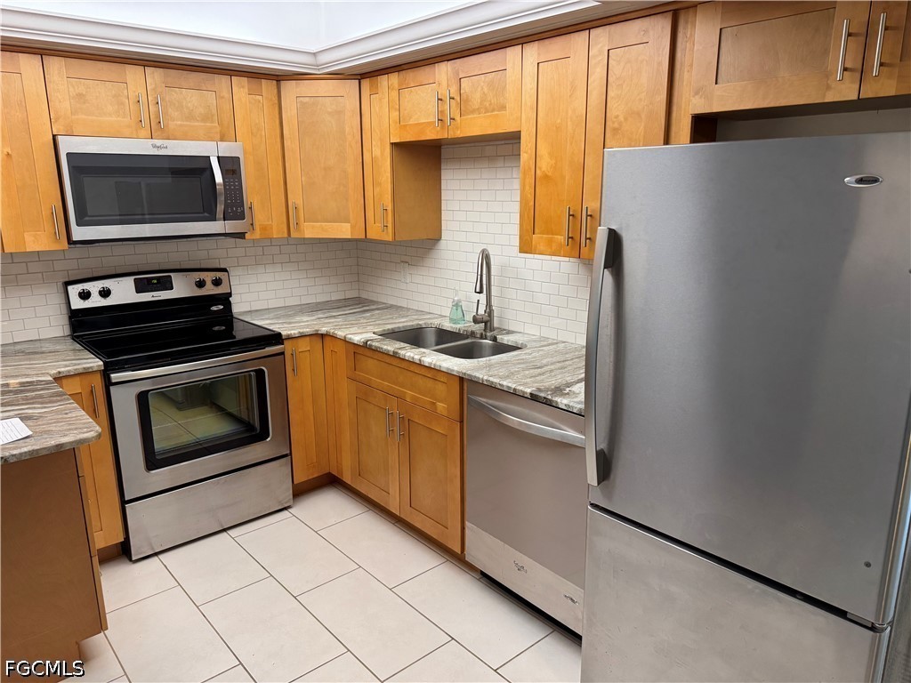 2 Bed Condominium for Sale in Maple Gardens, photo 11