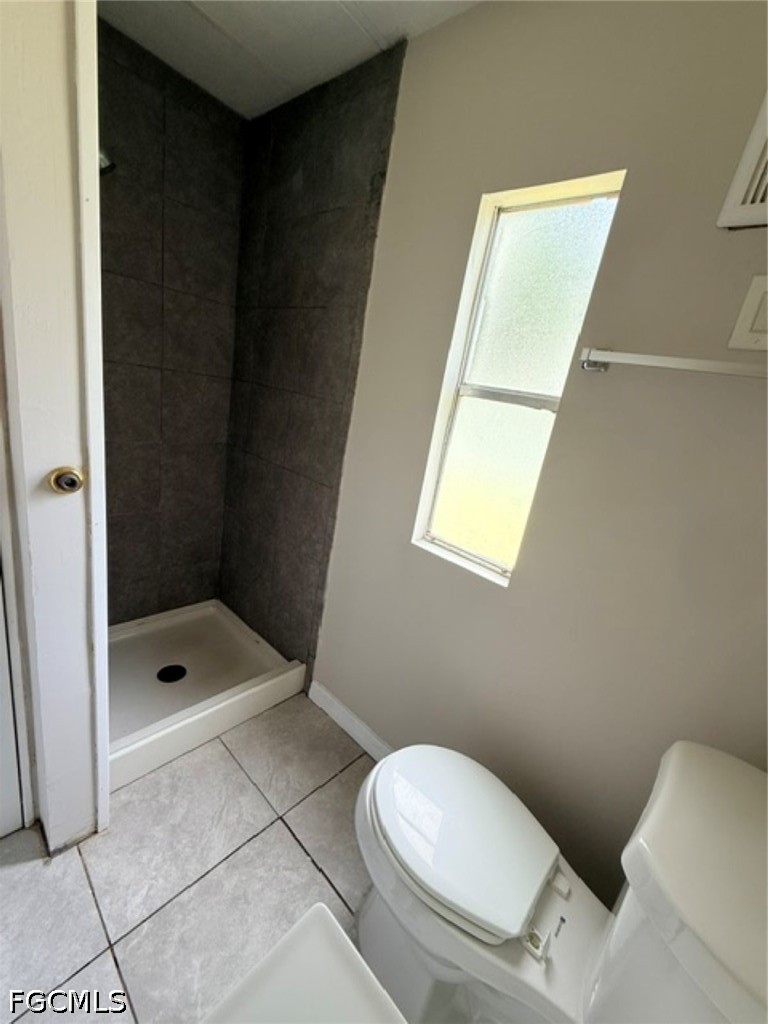 2 Bed ManufacturedHome for Sale in Fort Myers, FL, $119,000 — photo 11