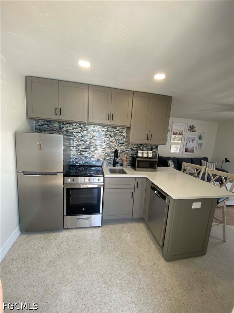 4 Bed Quadruplex for Sale in El Sol, FL, $1,250,000 — photo 11