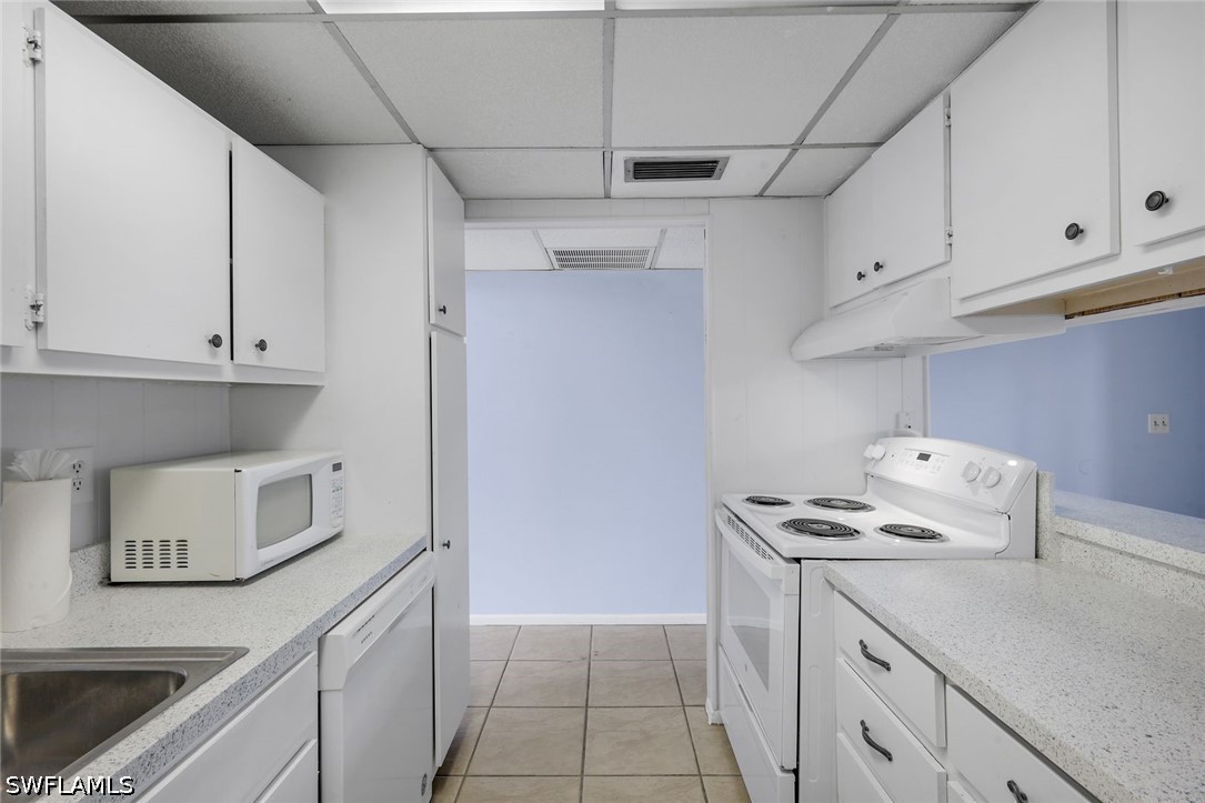 1 Bed Condominium for Sale in Fort Myers, FL, $95,000 — photo 11