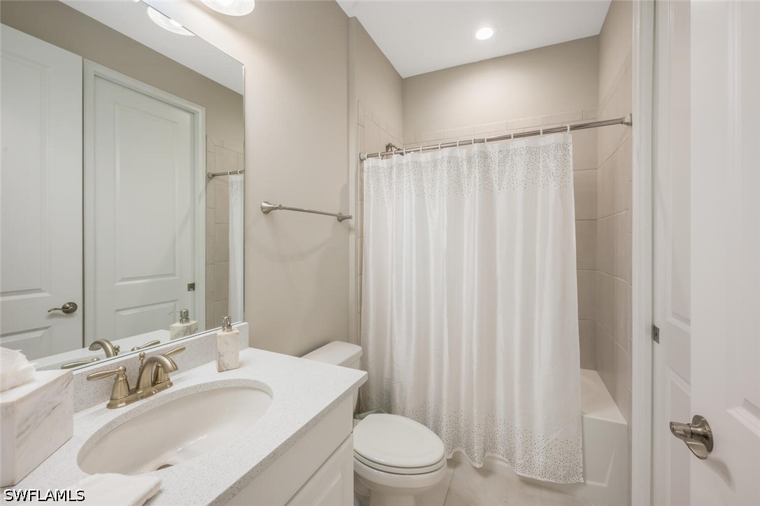 2 Bed Duplex for Sale in Naples, FL, $650,000 — photo 11