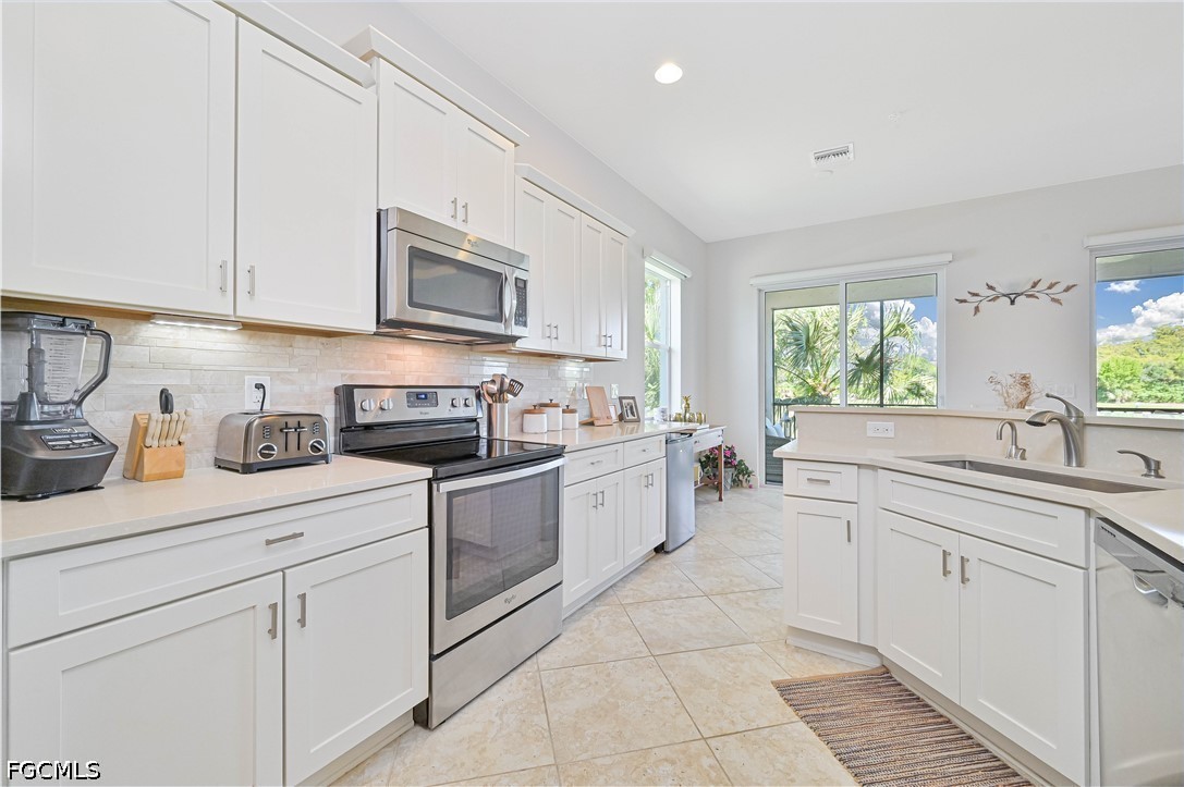 3 Bed Waterfront Home for Sale in Somerset, FL, $469,000 — photo 11