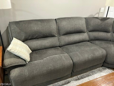 2 Bed Attached for Sale in Myerlee Circle Condo, FL, $1,900 — photo 11