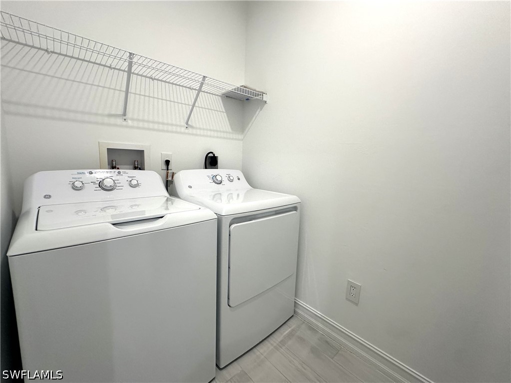 3 Bed Townhouse for Sale in Vanderbilt Reserve, FL, $2,875 — photo 11