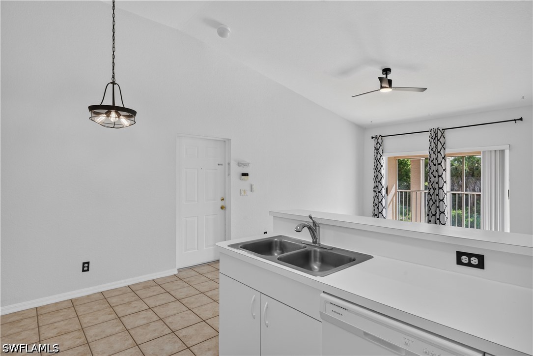 1 Bed Condominium for Sale in Bonita Springs, FL, $1,500 — photo 11