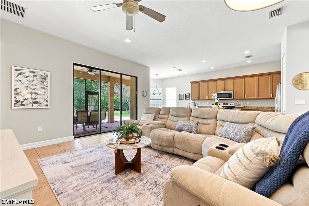 3 Bed SingleFamilyResidence for Sale in Naples, FL, $824,999 — photo 11