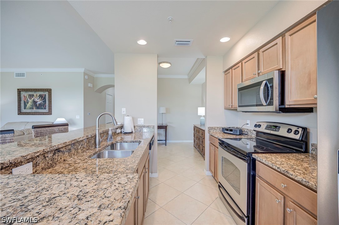 2 Bed Condominium for Sale in Heritage Bay, FL, $345,000 — photo 11
