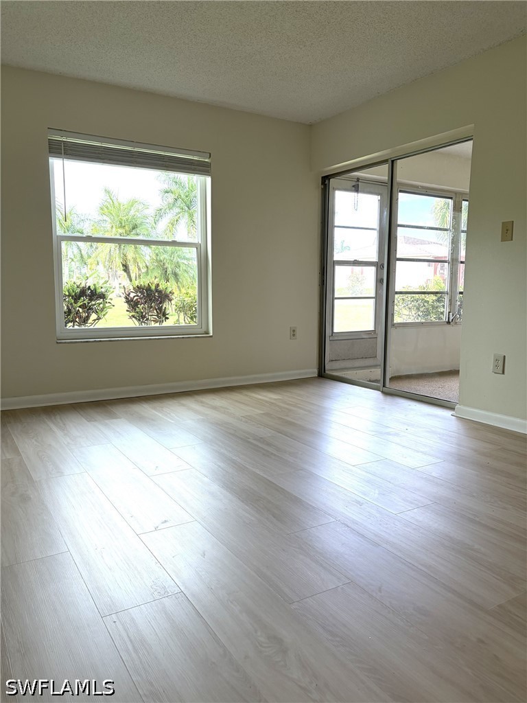 2 Bed Condominium for Sale in Naples, FL, $184,900 — photo 11