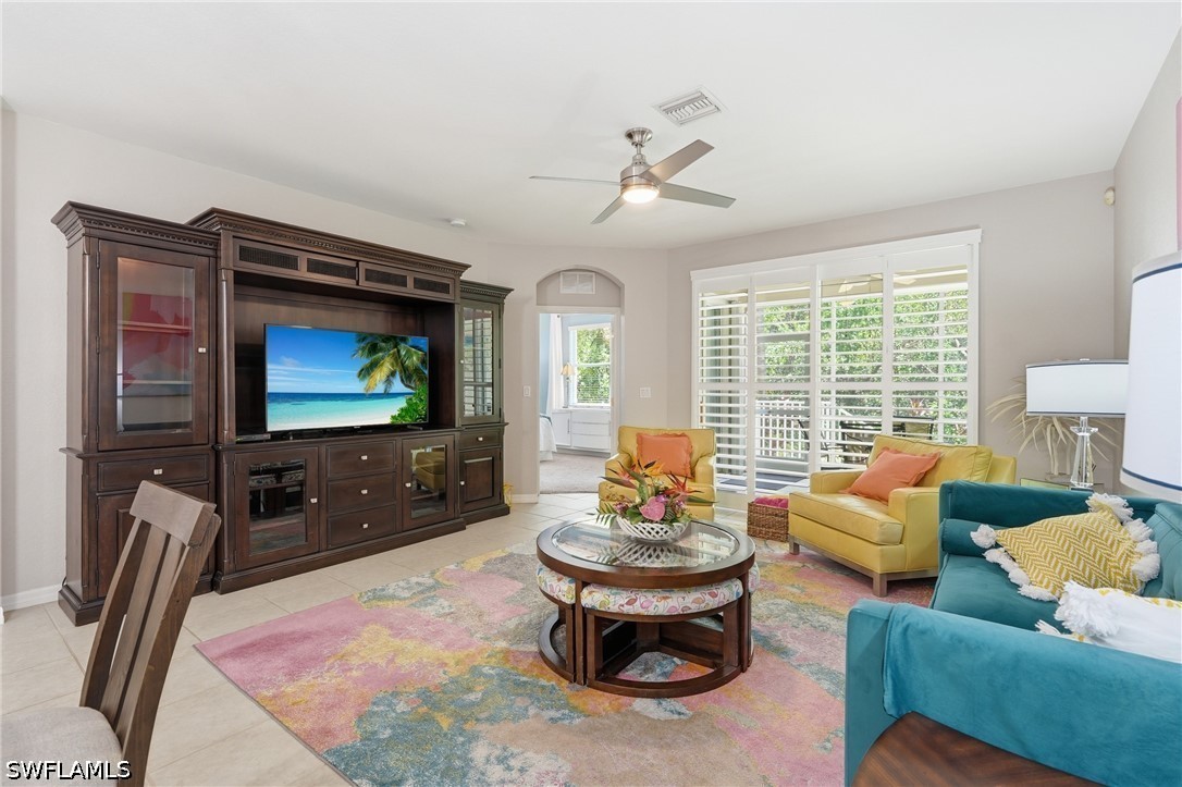 2 Bed Condominium for Sale in Reflection Key, photo 11