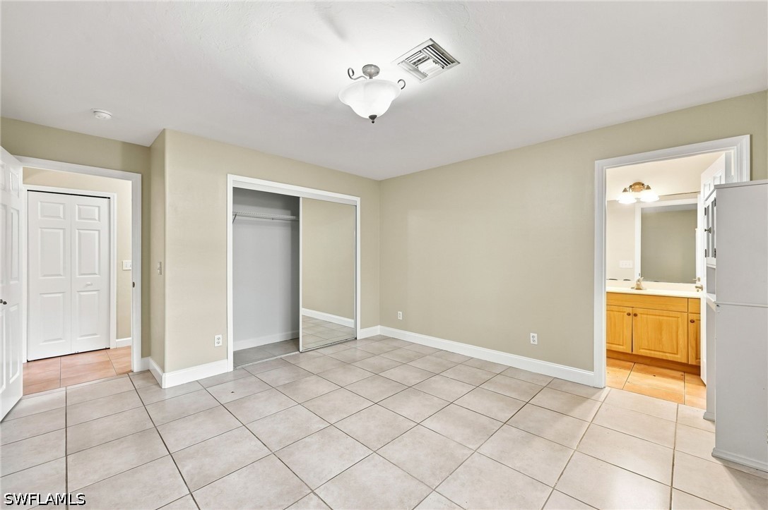 4 Bed Duplex for Sale in Heitmans, FL, $2,000 — photo 11