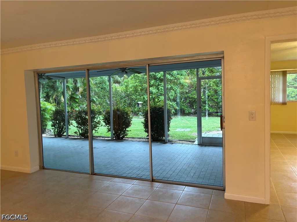 3 Bed SingleFamilyResidence for Sale in Sunset Cove, FL — photo 11