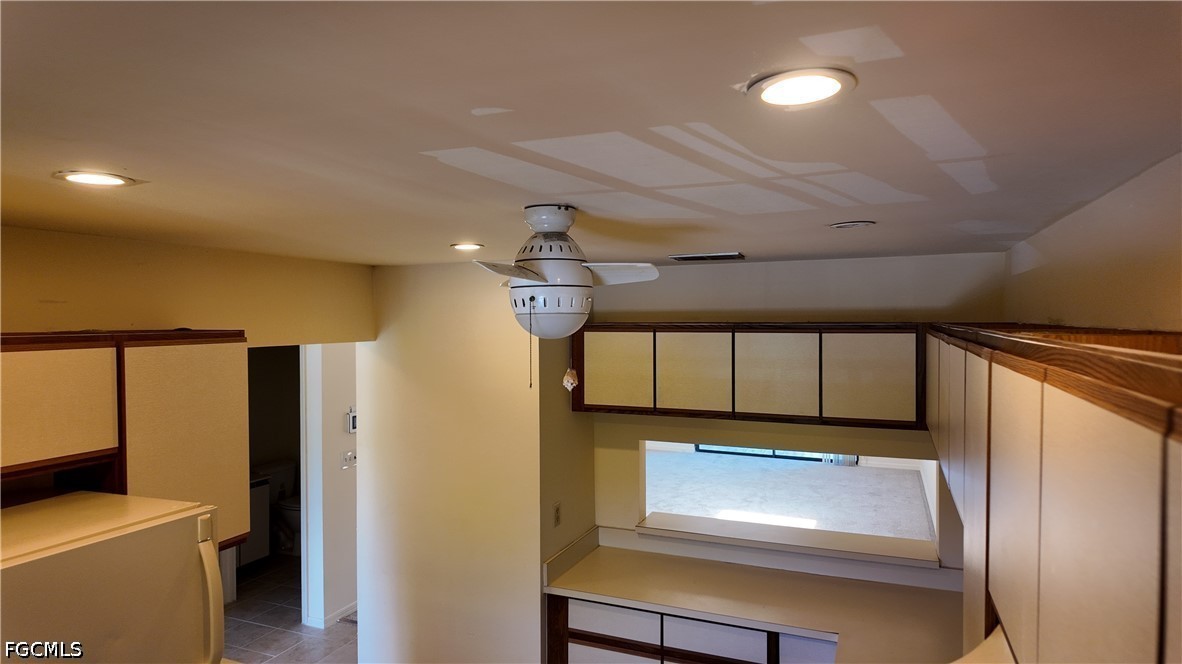 2 Bed Condominium for Sale in Naples, photo 11