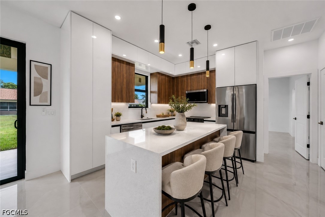 3 Bed SingleFamilyResidence for Sale in Cape Coral, FL — photo 11
