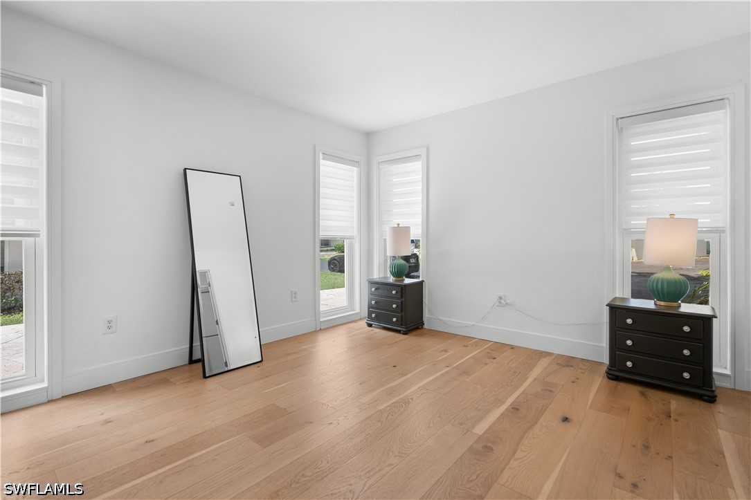 2 Bed Condominium for Sale in Naples, FL, $369,900 — photo 11