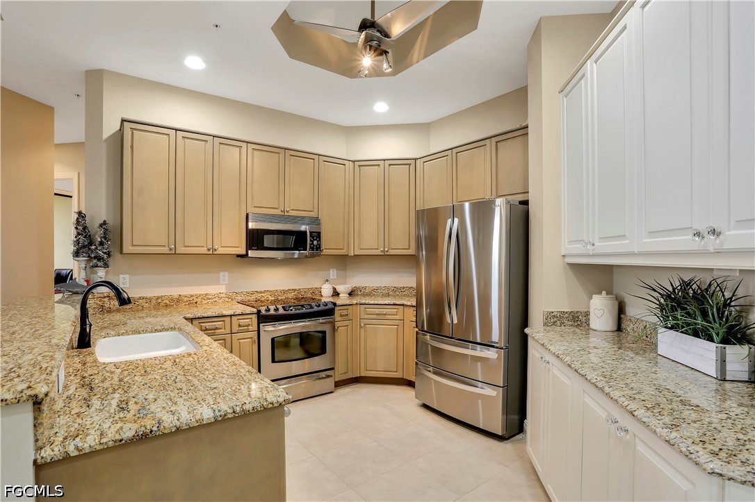 3 Bed Waterfront Home for Sale in Cape Harbour, FL, $3,200 — photo 11