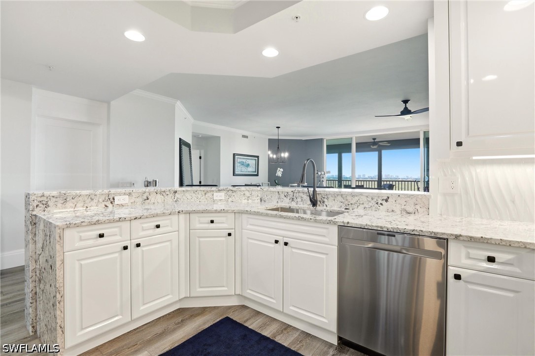 3 Bed Waterfront Home for Sale in Naples, FL, $1,075,000 — photo 11